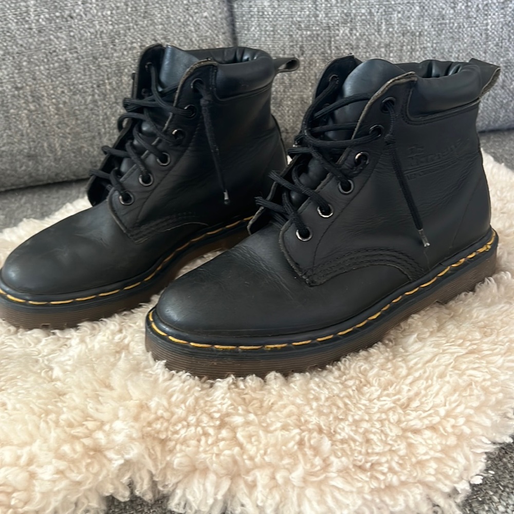 Dr. Marten Lace Boots